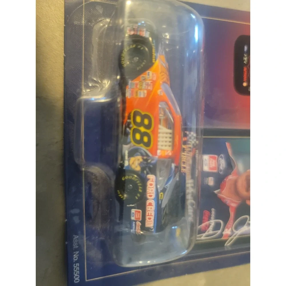 Dale Jarrett #88 Batman Joker NASCAR Winners Circle Diecast Car New Sealed